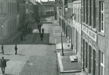 1890 – Je eigen stoep schoonvegen